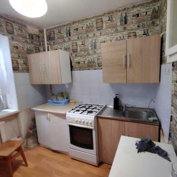 Незалежності вул., 2