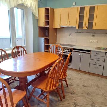 Без % продам 4-х кімнатну квартиру Вишняківська 13б