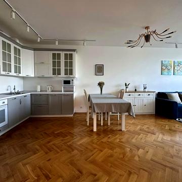 Берестейський просп. (Перемоги), 5-В