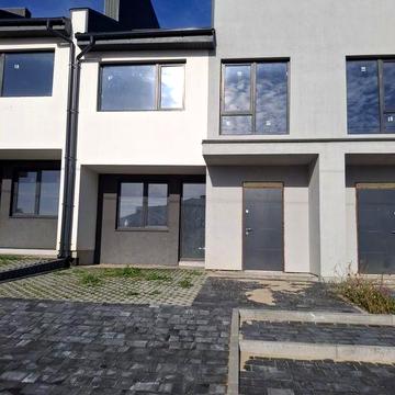 Котедж на Щасливому