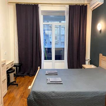 Хрещатик вул. (Kreschatic), 17