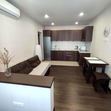 Салютна вул., 2к1