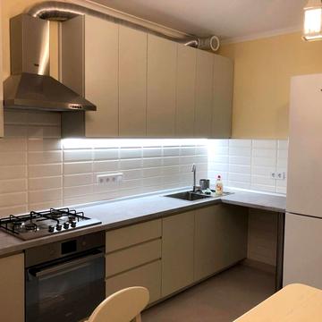 Метрологічна вул., 60