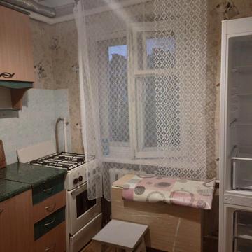 Новодарницька вул., 30