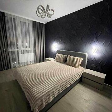 Продам роскошную двухкомнатную квартиру возле моря.