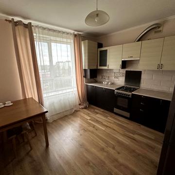 Слобідська вул., 5