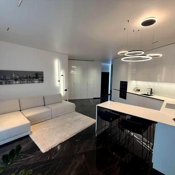 Набережна Перемоги вул., 9-Б