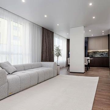 Героїв Майдану вул., 13