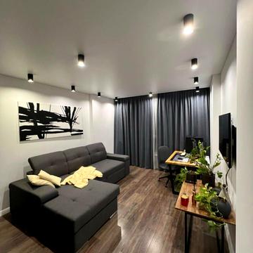 Європейського Союзу просп. (Правди), 41-А