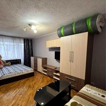 Продається затишна 1-кімнатна квартира на вул. Широка