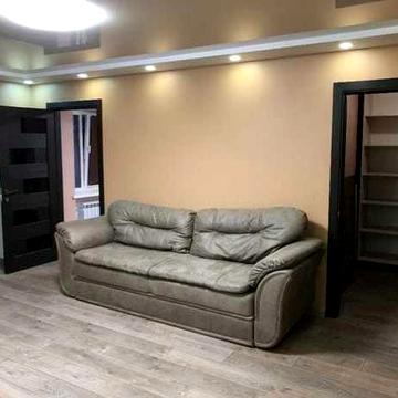 Продається 2-кімнатна квартира з ремонтом пр.Науки Даффі