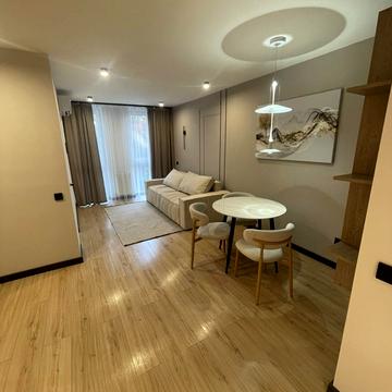 Володимира Великого вул. (Артема), 10