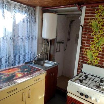 Здається будинок.