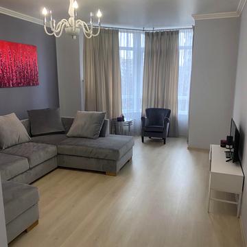 Мазепи вул., 1