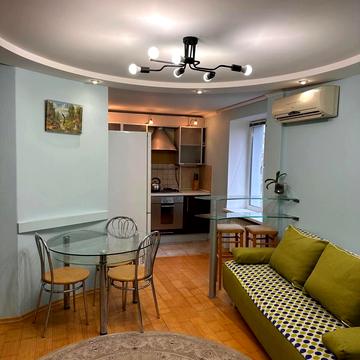 Генерала Генадія Воробйова вул. (Курська), 12-Б