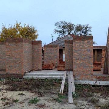 Продається недобудований будинок! Центр