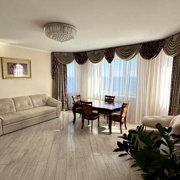 Хантадзе вул., 4