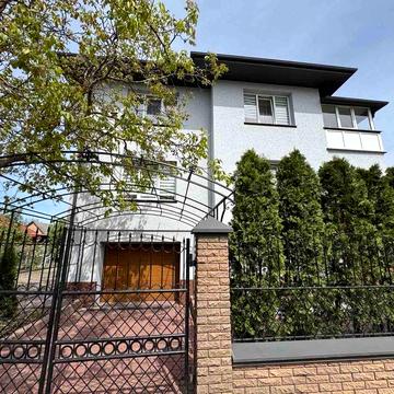 Ціна знижена! Будинок на вул. Федорова