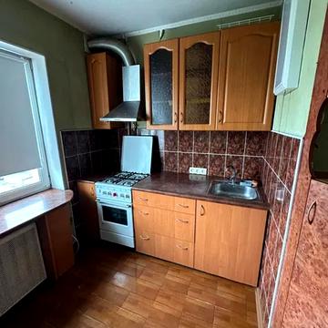 Йорданська вул. (Лайоша Гавро), 7