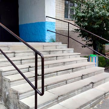 Київська вул., 162а