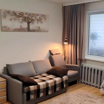 Чарівна вул., 333