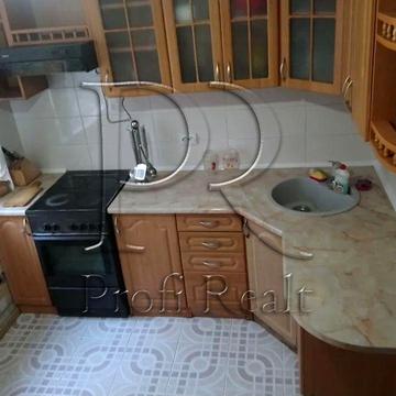 Вадима Гетьмана вул., 44