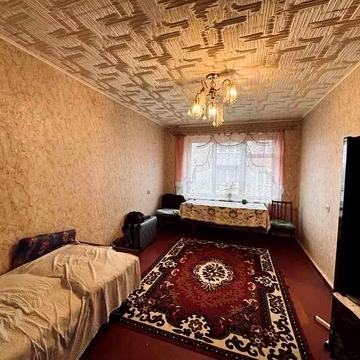 2к квартира на середньому поверсі!