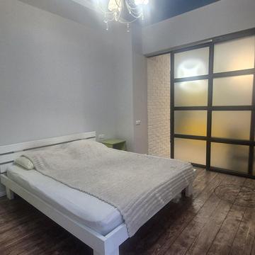 Преображенська вул., 66