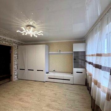 Продається простора 3-кімнатна квартира з євроремонтом на вул. Пушкіна