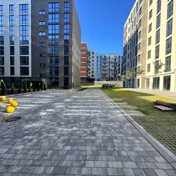 Лісна вул., 1