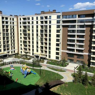 Журавлина вул., 4