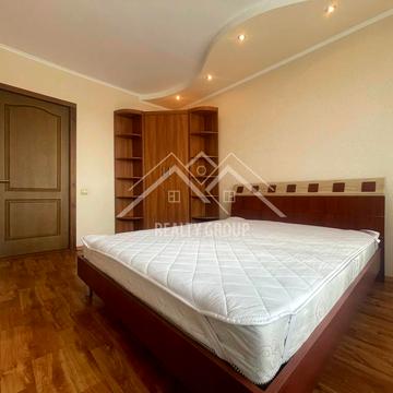 Миколи Вороного бульв. (Маршала Василевського), 9