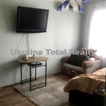 Ореста Левицького вул. (Академіка Курчатова), 20