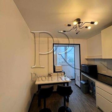 Повітряних Сил просп. (Повітрофлотський), 19