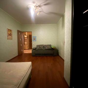 Торгова вул., 3