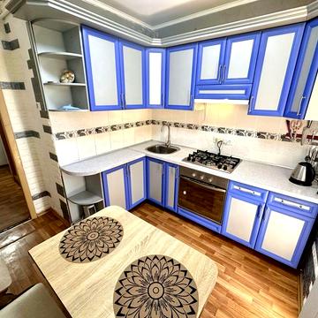 Свободна с 23 ноября. 2-я слободская 71. Магазин Нептун. Можно безнал.