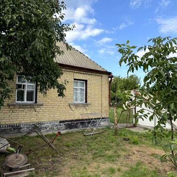 Гребінки. Продаж будинку з видом на ставок