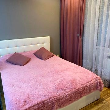 Корольова вул., 12-Б