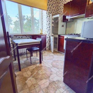 2к.кв, 54м. Сталинка, майдан Иподрому. район Центрального парка.