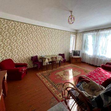 Продам 2х комнатную квартиру на Петровского