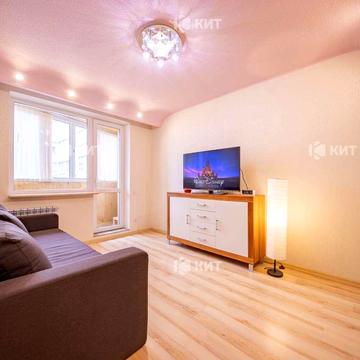 Олімпійська вул., 17