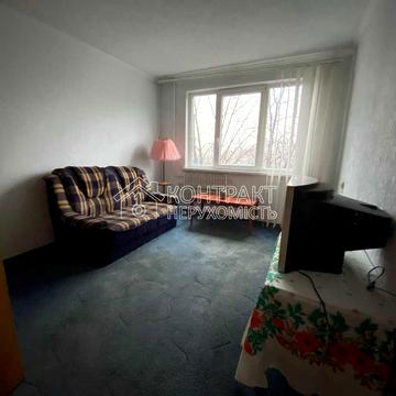 Амосова вул. (Корчагінців), 25