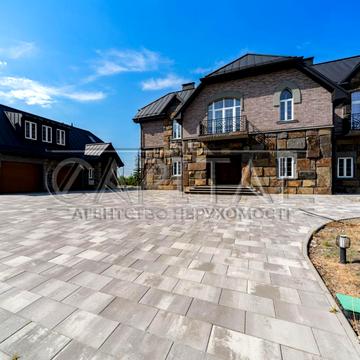 Монашинська вул.