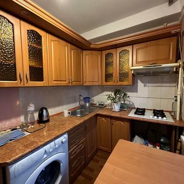 Леся Курбаса просп., 2/14