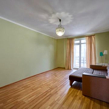 Уляни Кравченко вул., 8