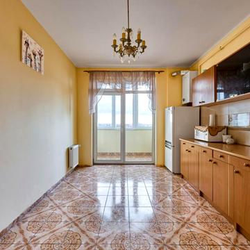 Уляни Кравченко вул., 8