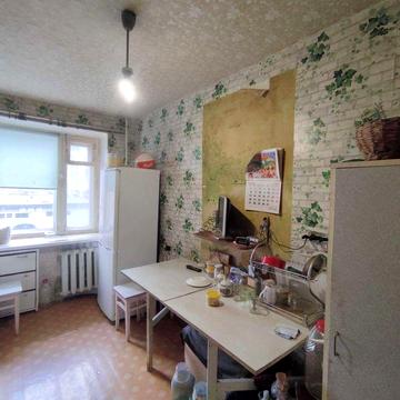 Продам просторная 3к кв Кирпичный дом, Низкий эт, Газ жм Красный Камен