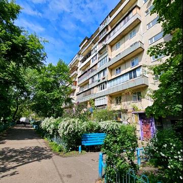 Продаж 1 к. квартири проспект Лісовий 15а. 32 м2.