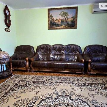 Довгострокова оренда 4к Квартира Прогресивна вулиця