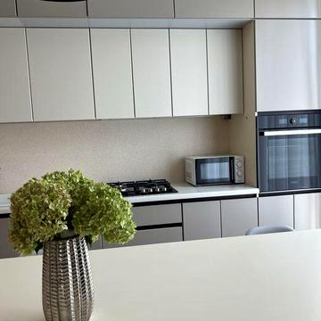 Оренда сиудія + спальня з паркінгом